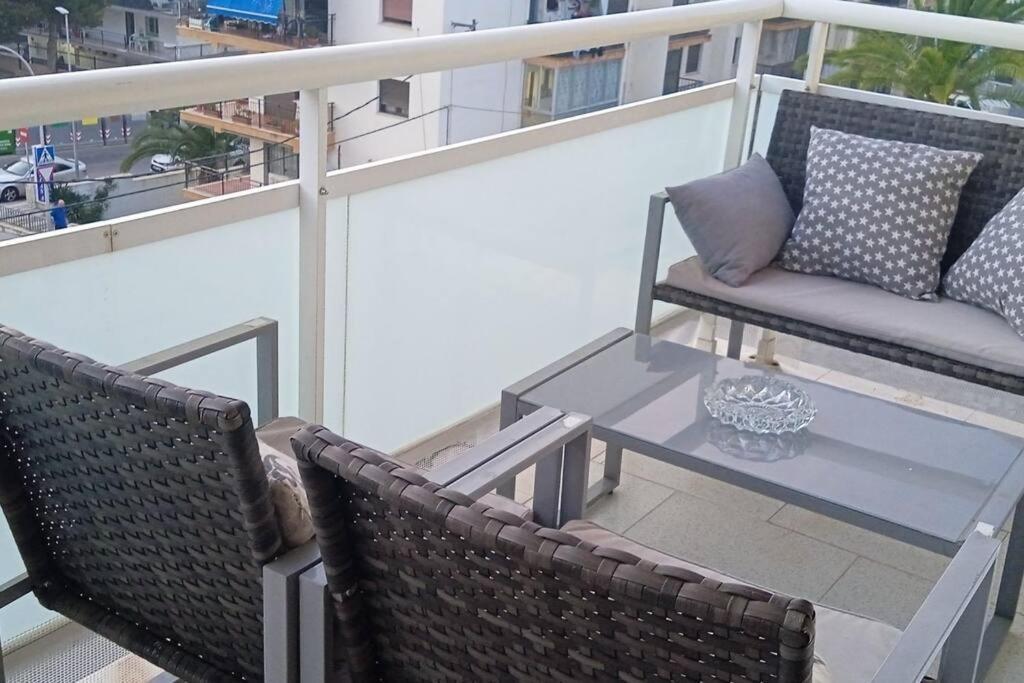 Appartement Tout Confort サロウ エクステリア 写真