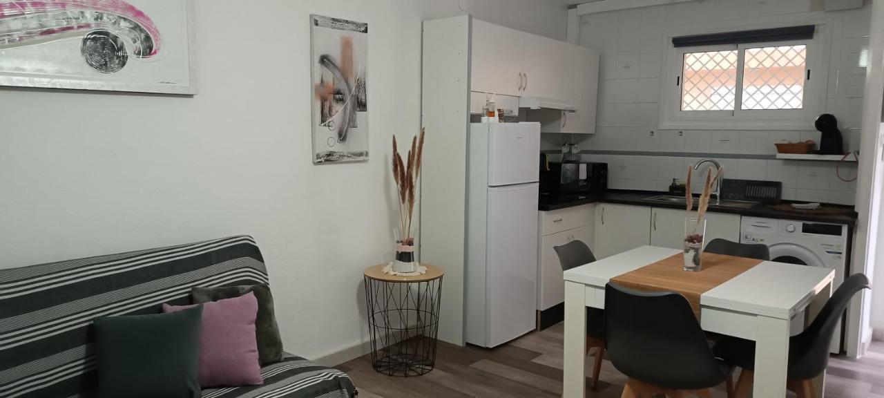 Appartement Tout Confort サロウ エクステリア 写真